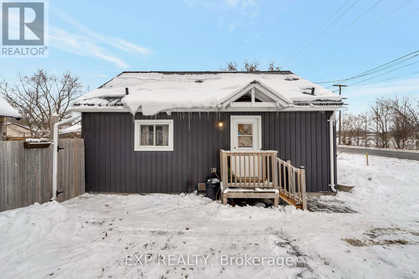 267 Station Street, Belleville, Ontario  K8N 2T9 - Photo 2 - X12639564