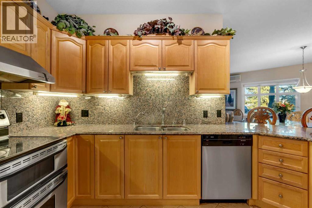 3206, 3206 Lake Fraser Court Se, Calgary, Alberta  T2J 7H4 - Photo 7 - A2275349