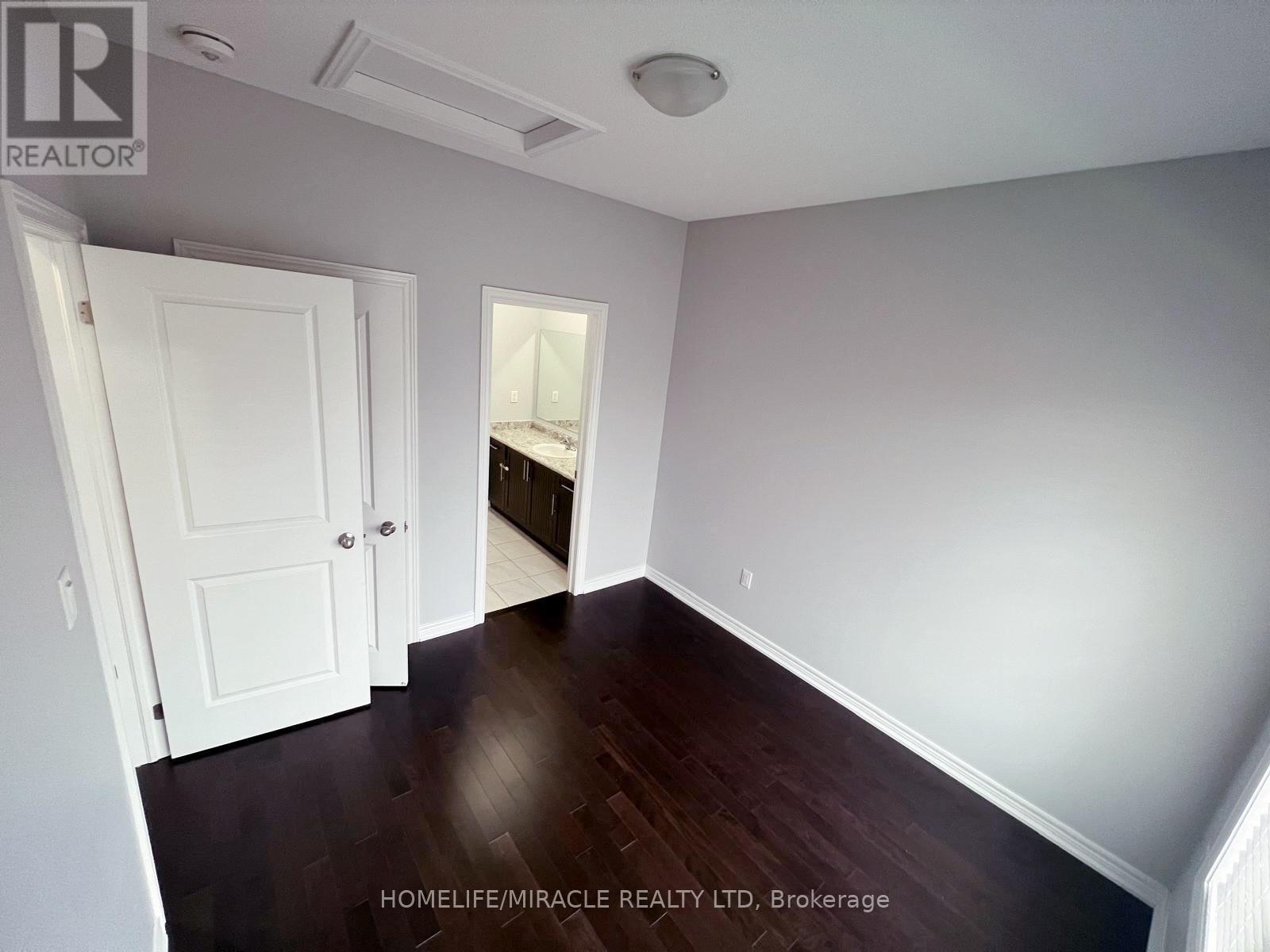 3 Brent Stephens Way, Brampton, Ontario  L7A 5B6 - Photo 13 - W12616734