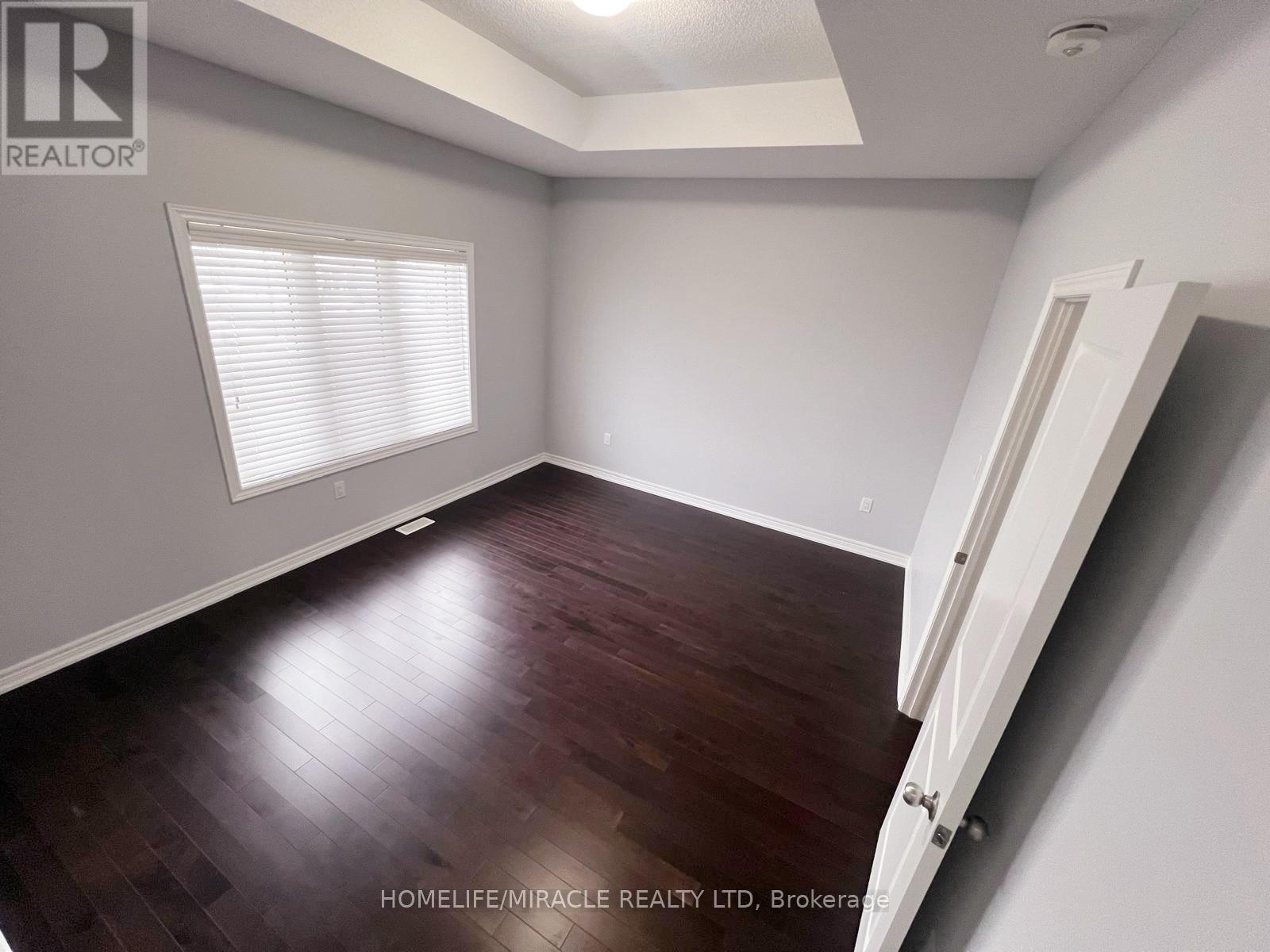 3 Brent Stephens Way, Brampton, Ontario  L7A 5B6 - Photo 9 - W12616734