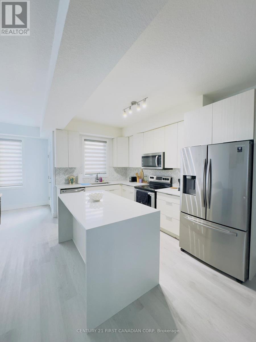 107 - 3380 Singleton Avenue, London South, Ontario  N6L 0E8 - Photo 3 - X12639568