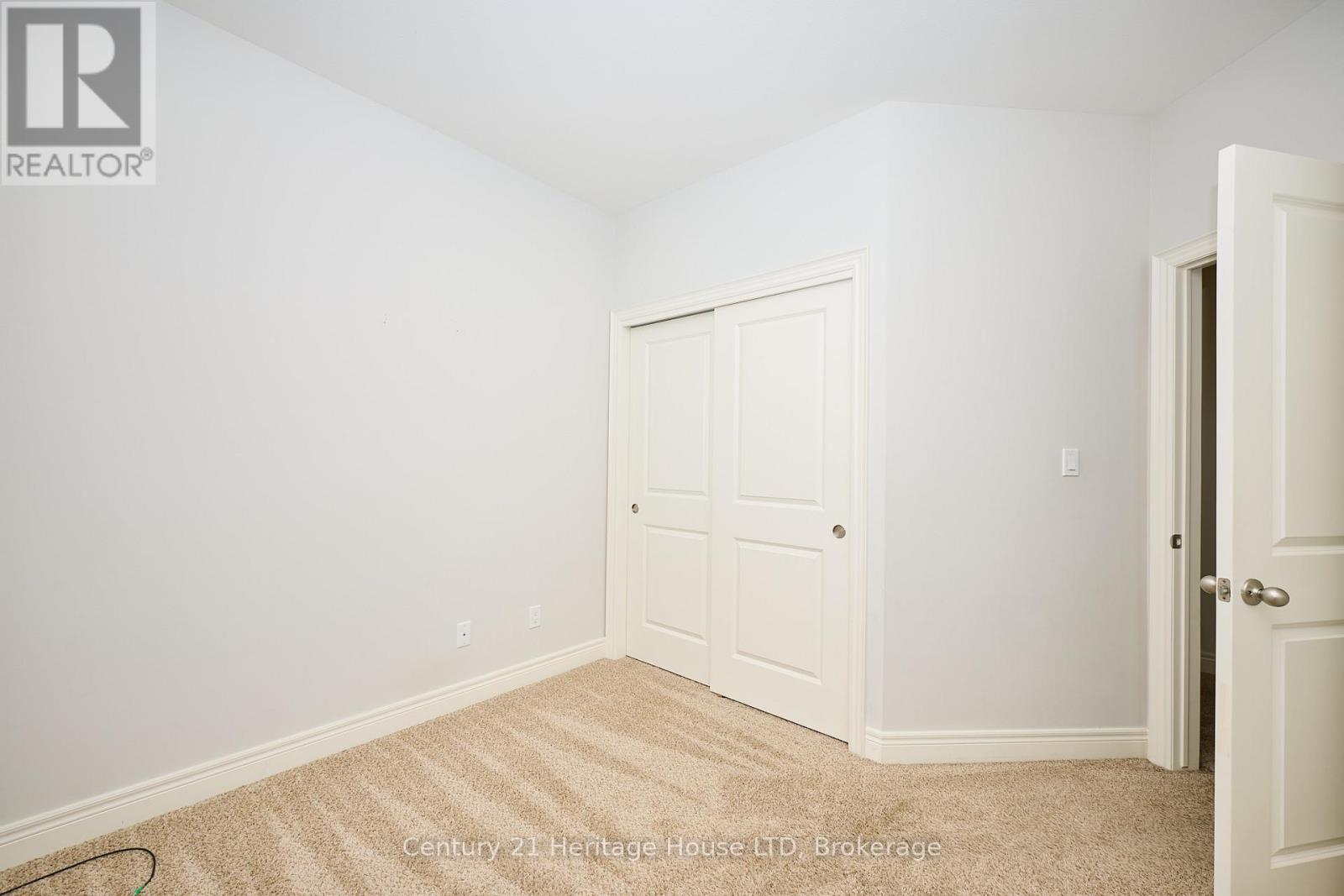 871 Burwell Street, Fort Erie, Ontario  L2A 0E3 - Photo 18 - X12393714