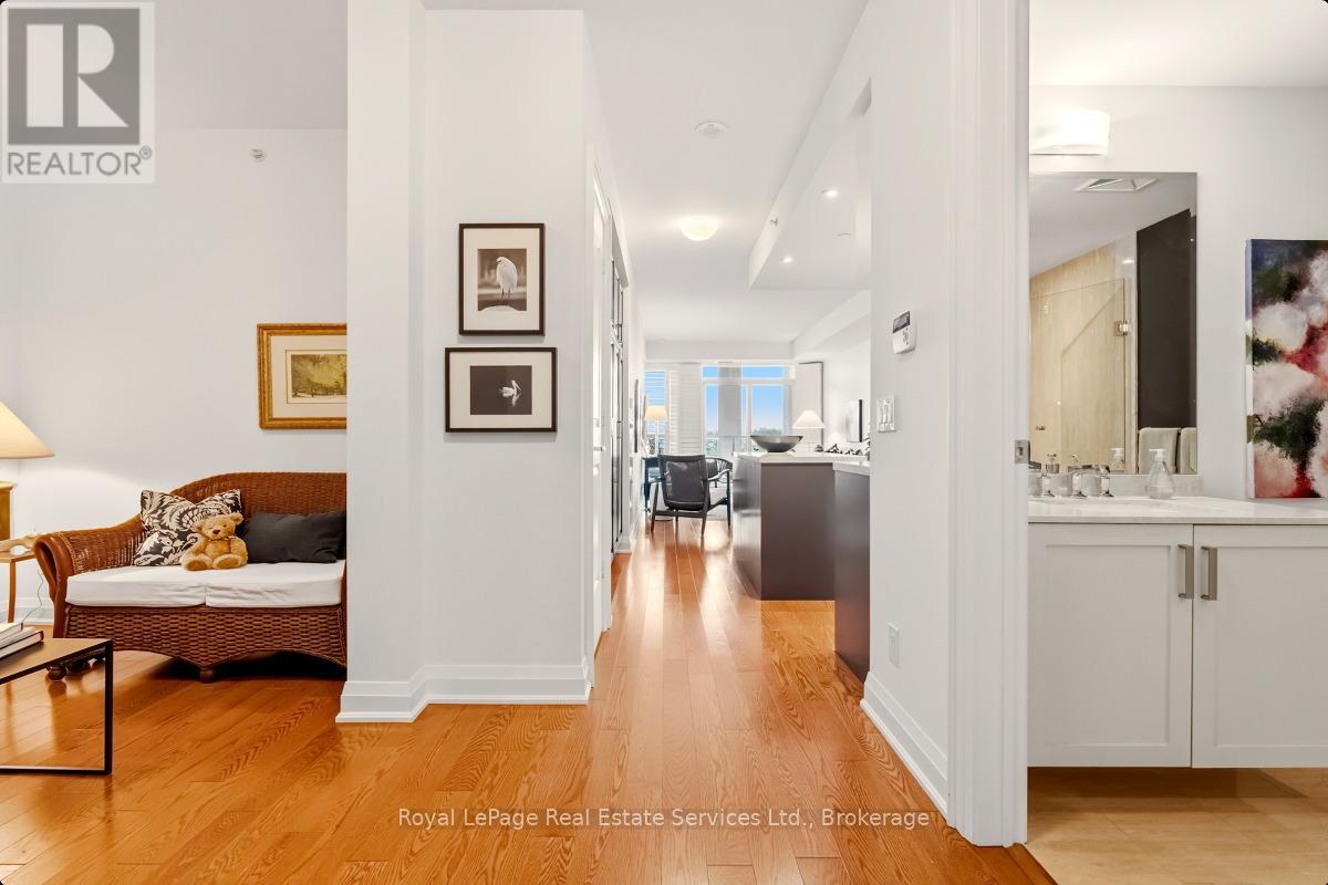 508 - 11 Bronte Road, Oakville, Ontario  L6L 0E1 - Photo 11 - W12639556