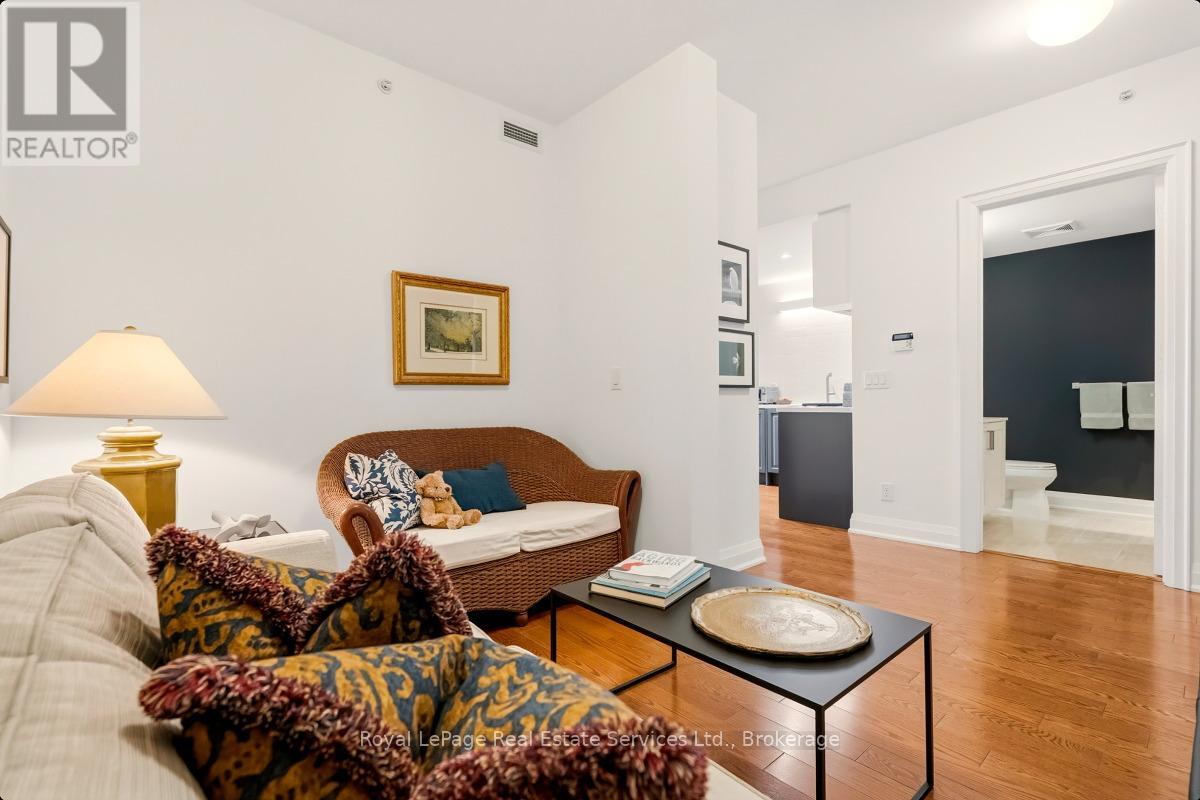 508 - 11 Bronte Road, Oakville, Ontario  L6L 0E1 - Photo 15 - W12639556