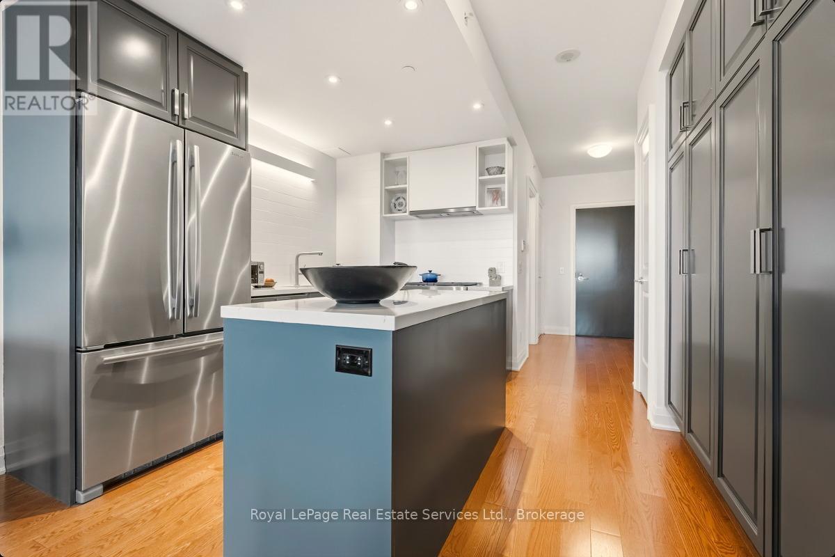 508 - 11 Bronte Road, Oakville, Ontario  L6L 0E1 - Photo 18 - W12639556