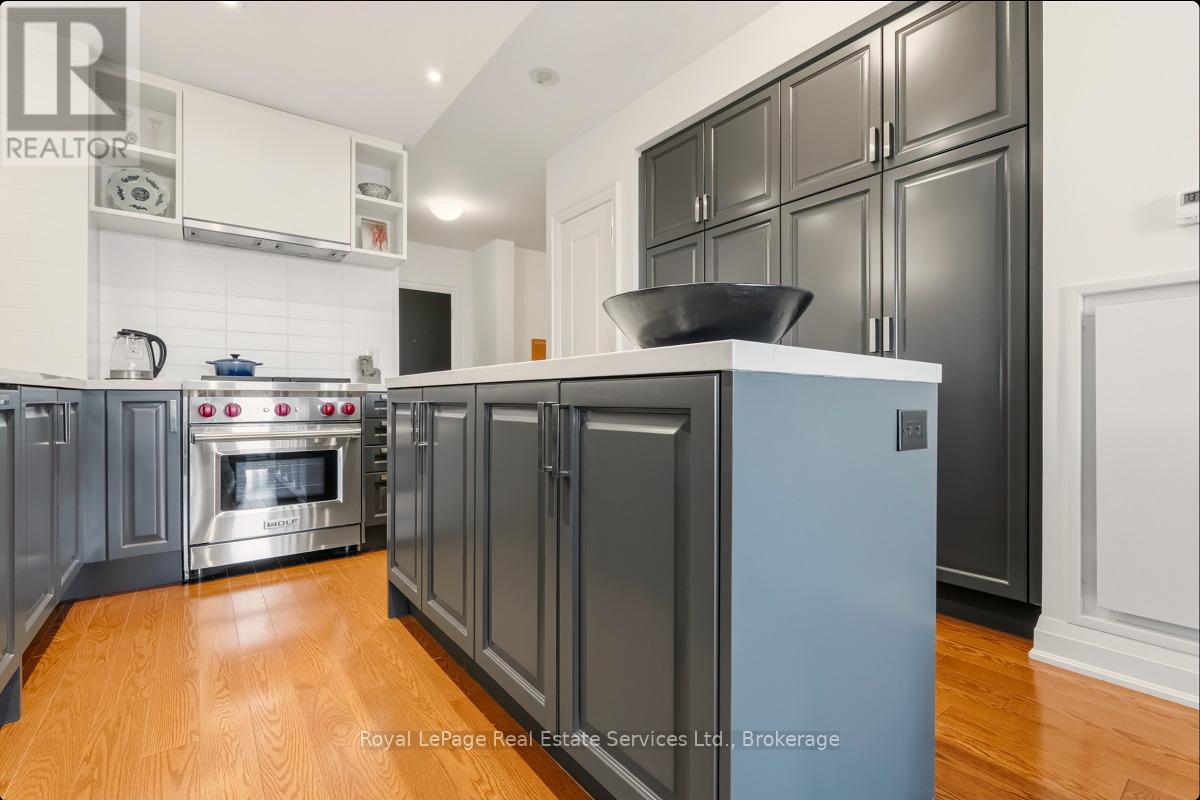 508 - 11 Bronte Road, Oakville, Ontario  L6L 0E1 - Photo 20 - W12639556