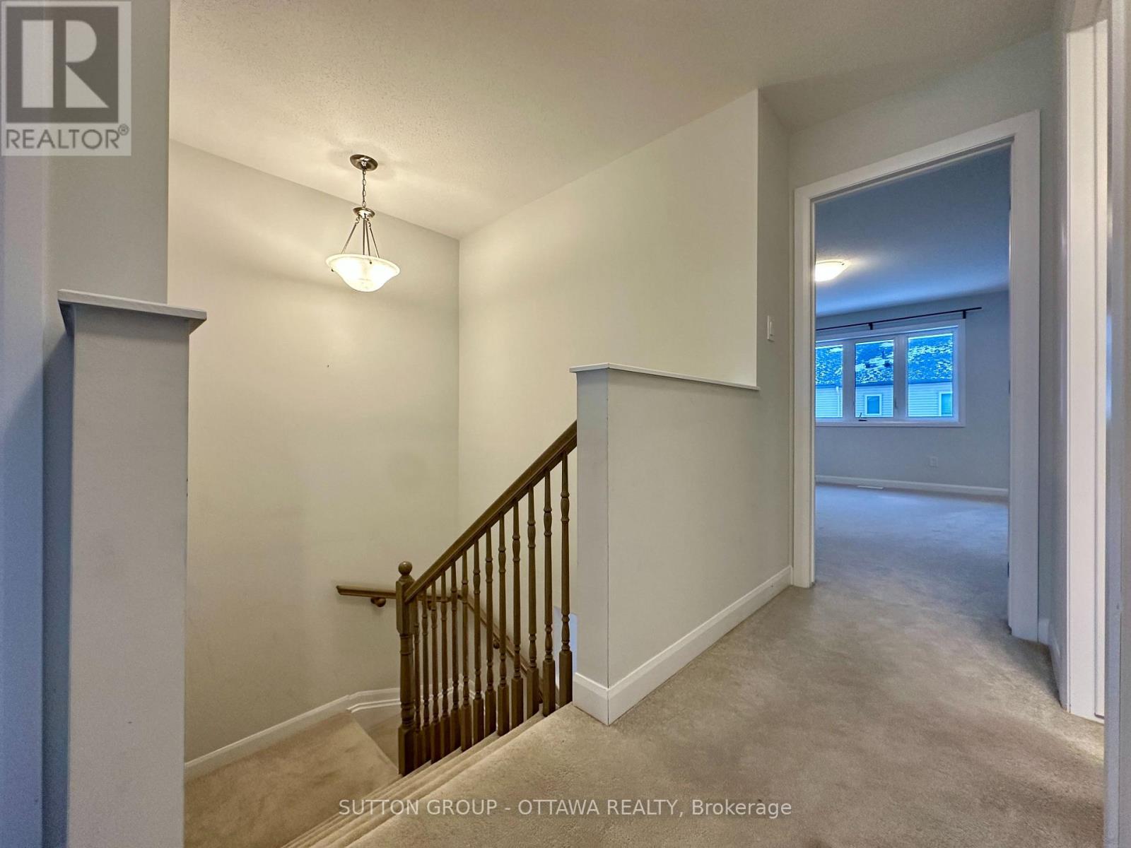 2032 Caltra Crescent, Ottawa, Ontario K2J 6V4 - Photo 10 - X12611698