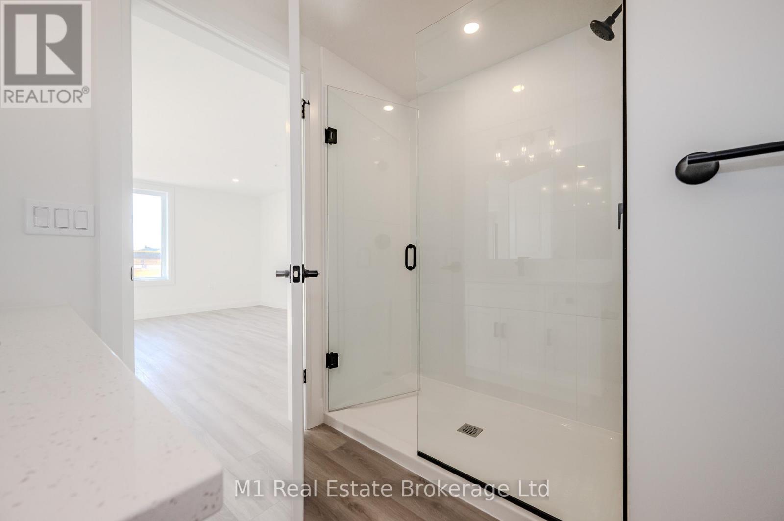 104 - 99b Farley Road, Centre Wellington, Ontario N1M 0K5 - Photo 27 - X12639566