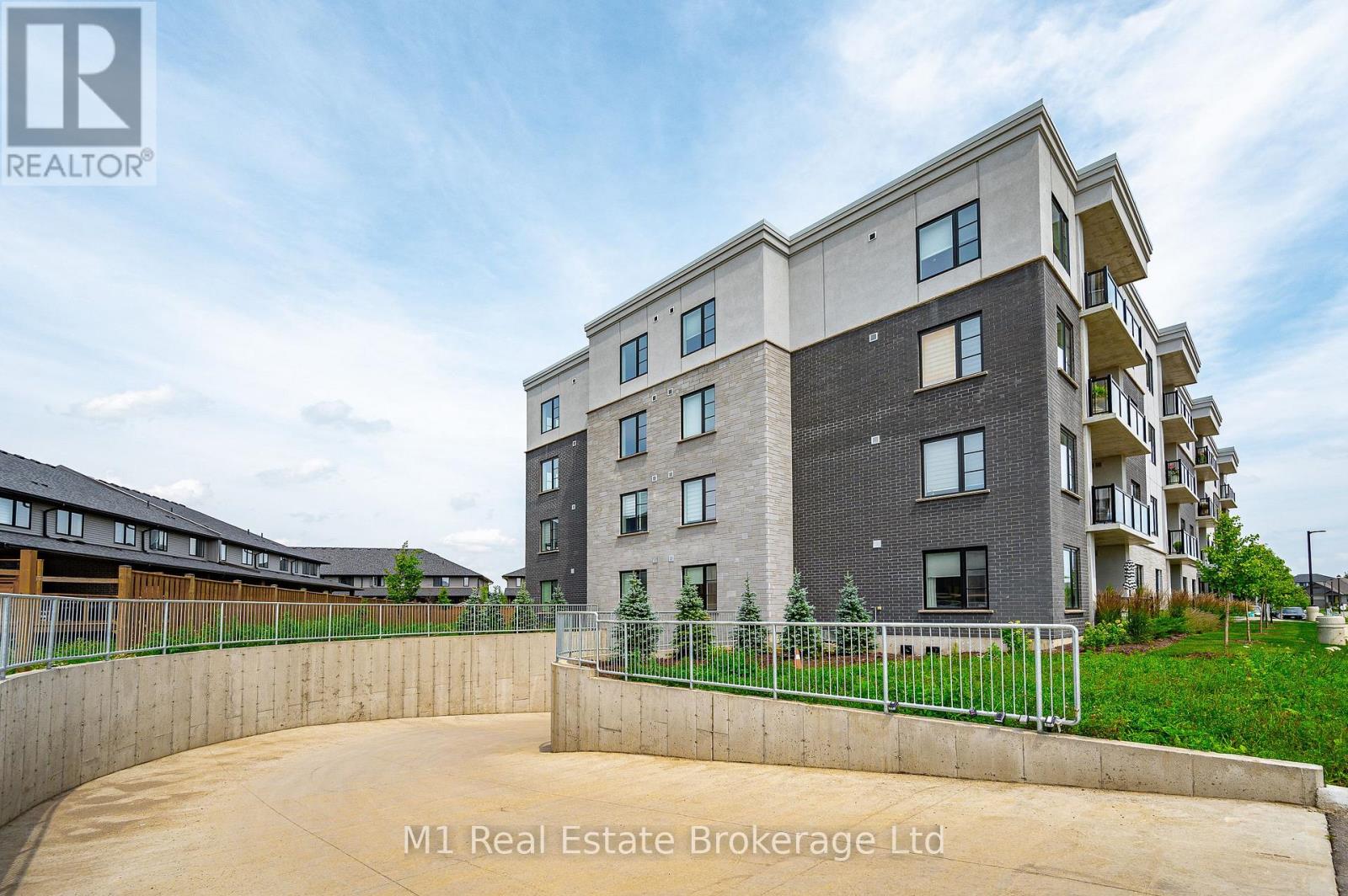 104 - 99b Farley Road, Centre Wellington, Ontario N1M 0K5 - Photo 32 - X12639566