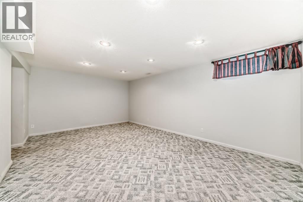 109 Scenic Acres Terrace Nw, Calgary, Alberta  T3L 1Y4 - Photo 25 - A2273270