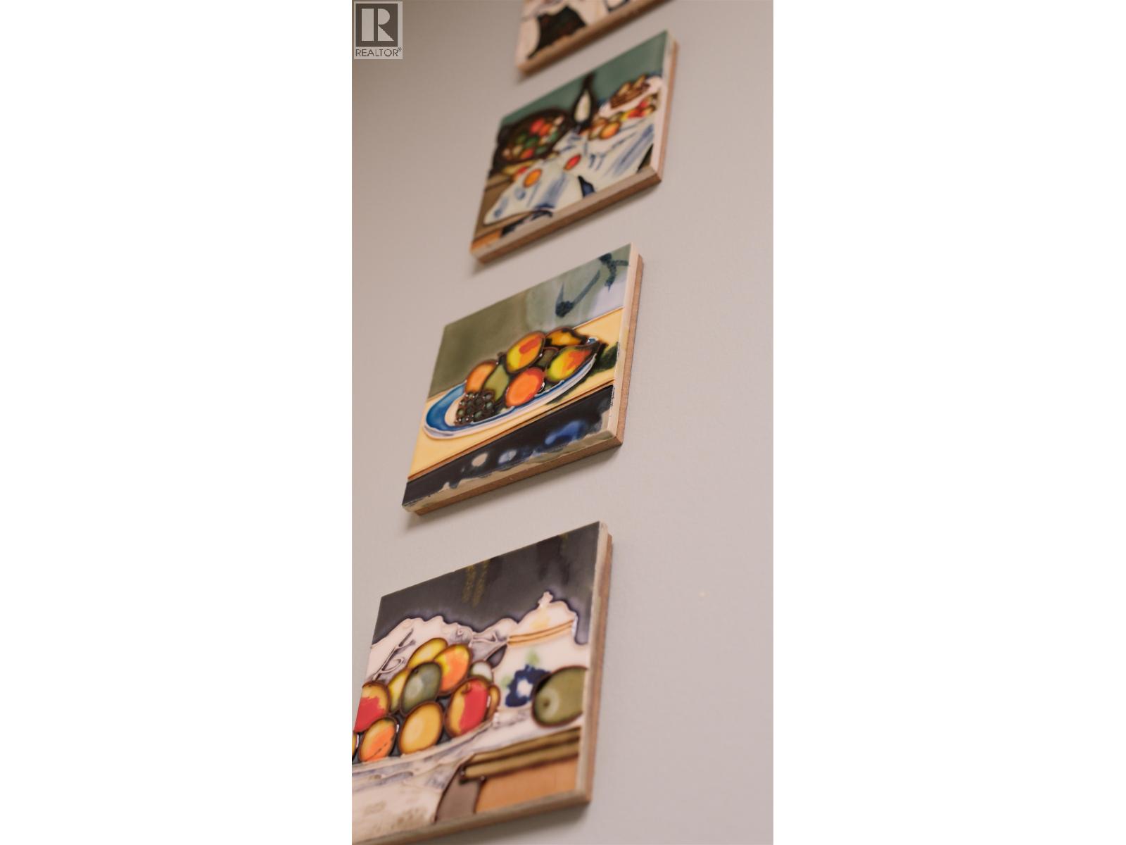 411 2915 Glen Drive, Coquitlam, British Columbia  V3B 7H8 - Photo 10 - R3074231