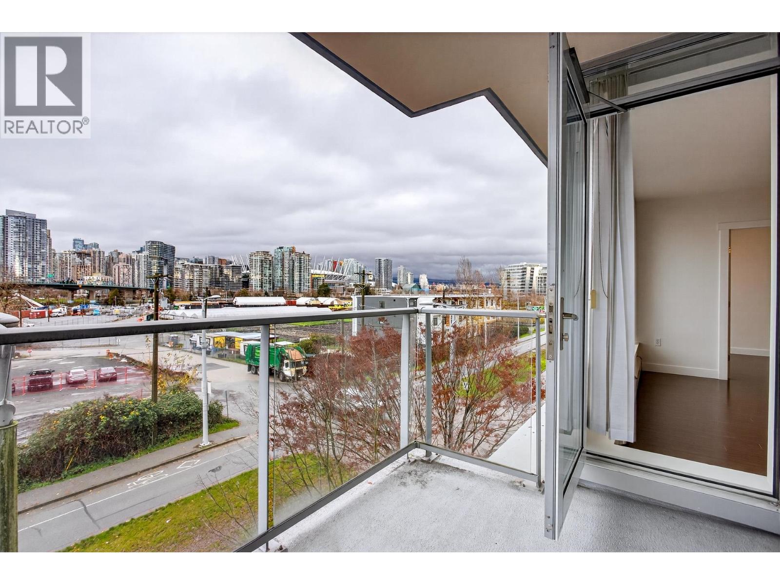 502 1833 Crowe Street, Vancouver, British Columbia V5Y 0A2 - Photo 10 - R3074182