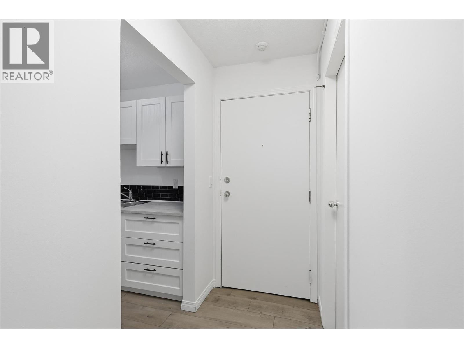 1760 Brunner Avenue Unit# 119, Kamloops, British Columbia  V2B 3L7 - Photo 3 - 10370355