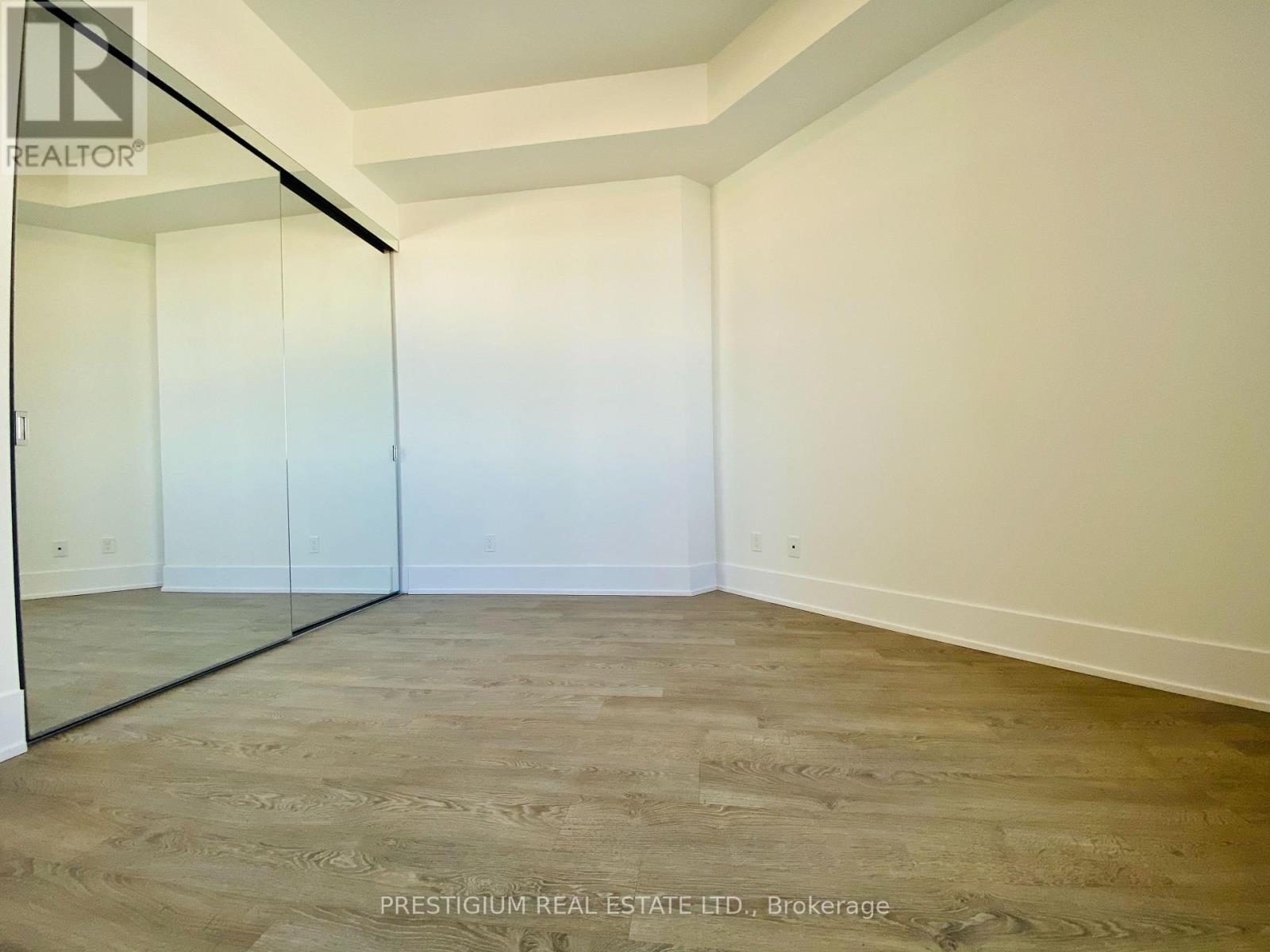 219 - 1 Edgewater Drive, Toronto, Ontario  M5A 1B9 - Photo 9 - C12639612