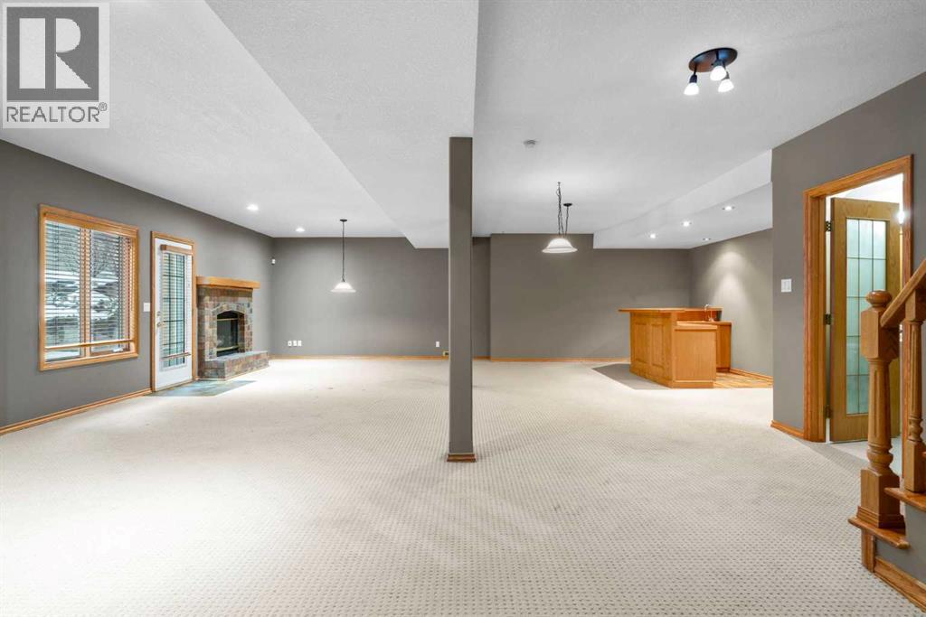 12 Prominence Point Sw, Calgary, Alberta T3H 3E8 - Photo 15 - A2275204