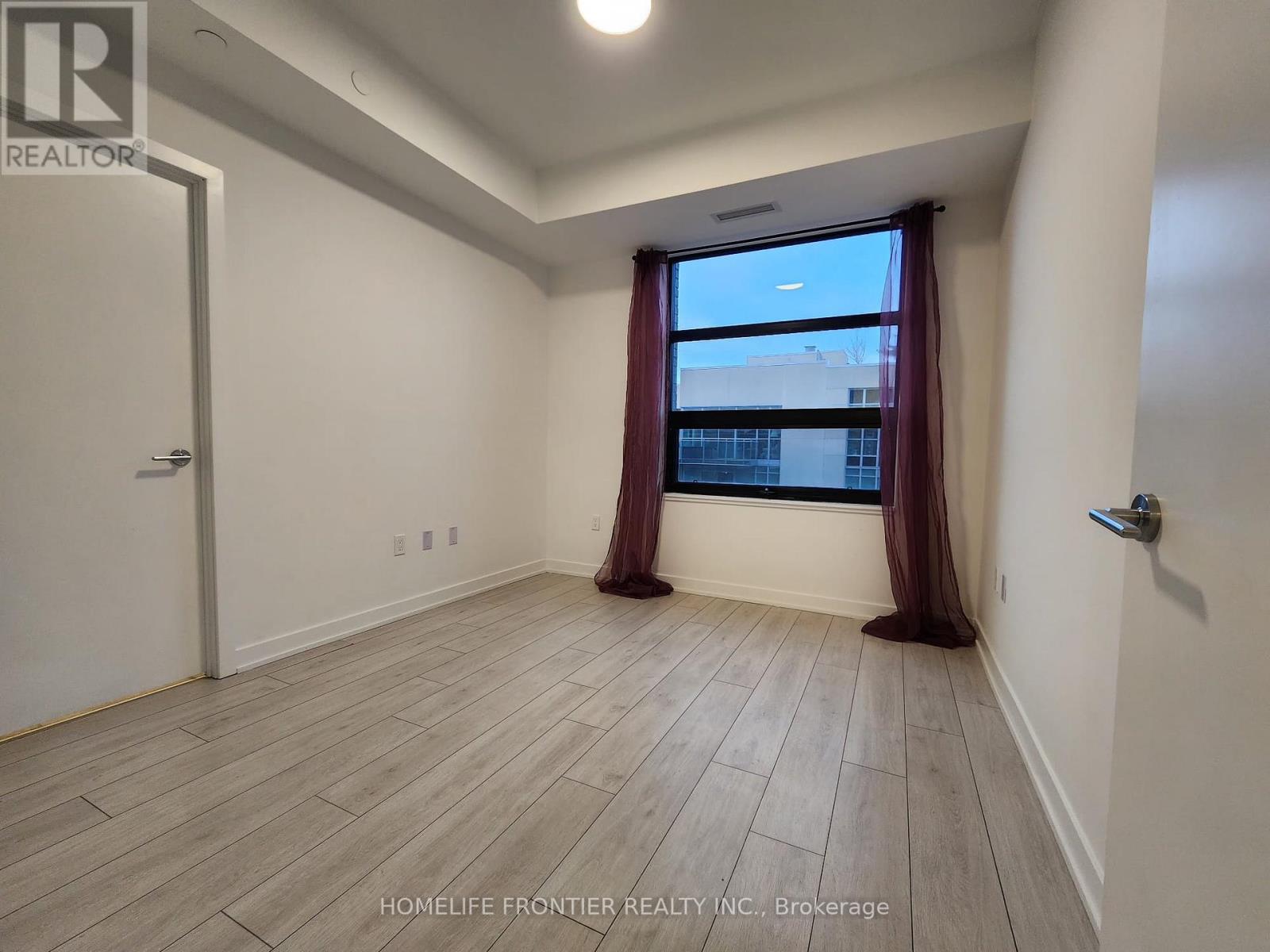 902 A - 1606 Charles Street, Whitby, Ontario  L1N 0P1 - Photo 9 - E12636962