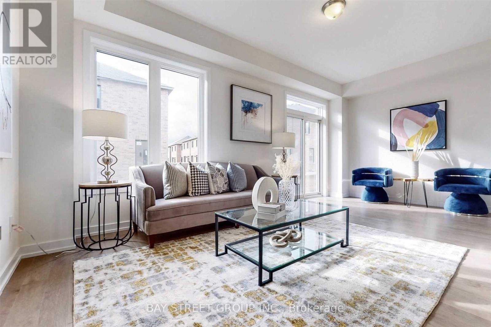 83 Boiton Street, Richmond Hill, Ontario  L4S 1N5 - Photo 3 - N12639558