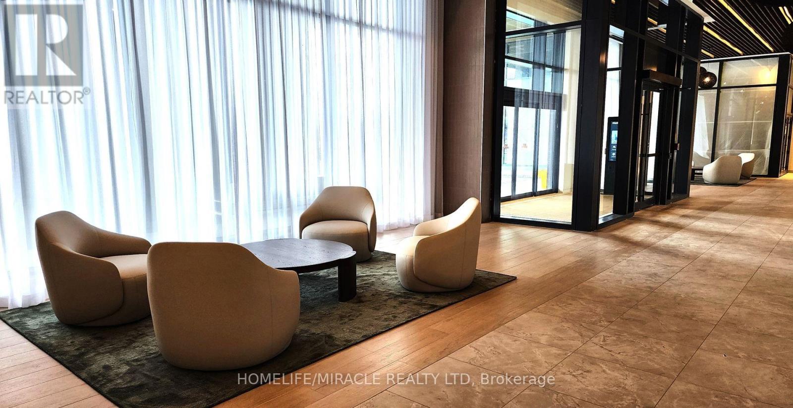 15 Skyridge Drive, Brampton, Ontario  L6P 4S3 - Photo 10 - W12639580