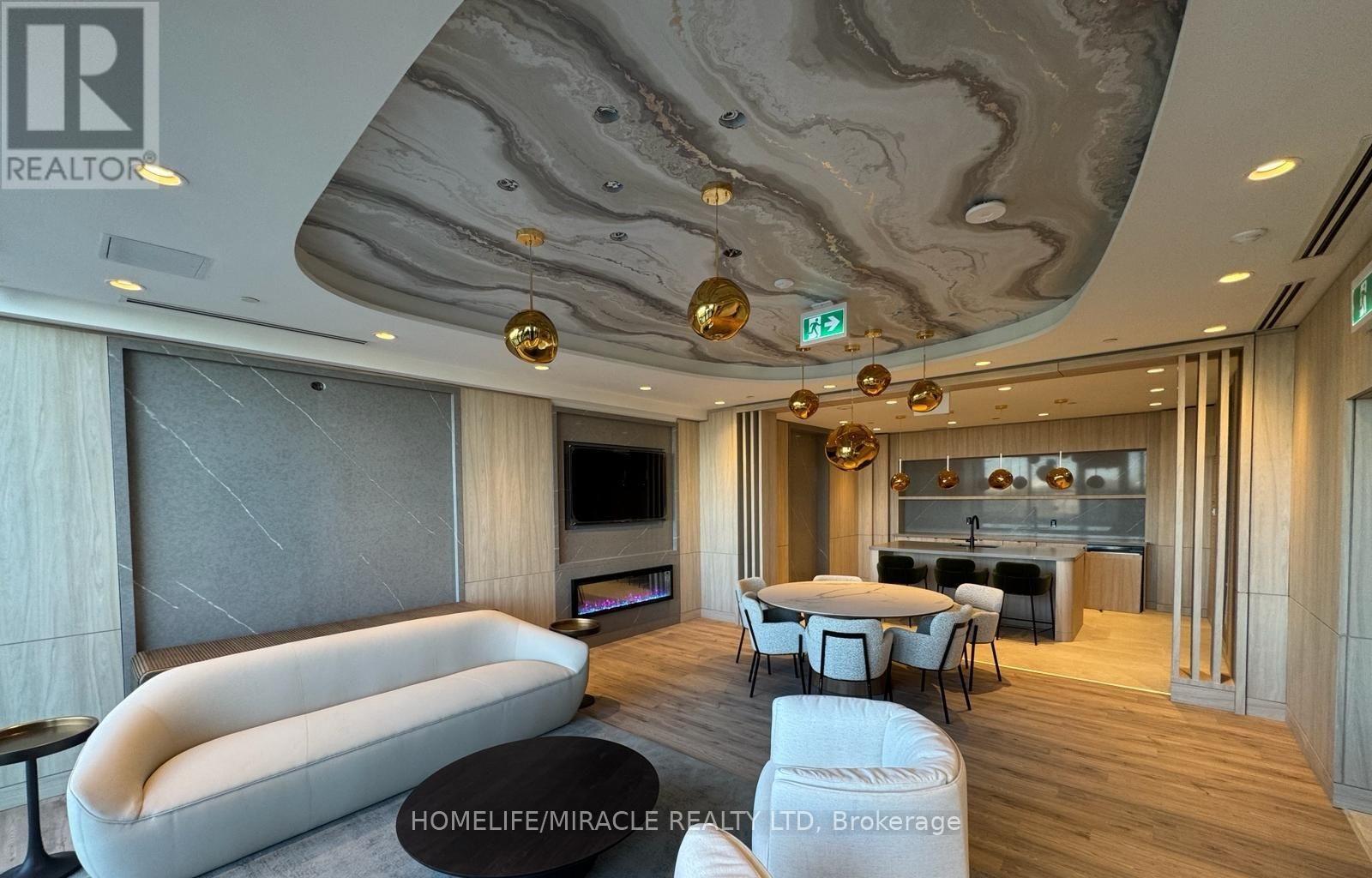 15 Skyridge Drive, Brampton, Ontario  L6P 4S3 - Photo 8 - W12639580