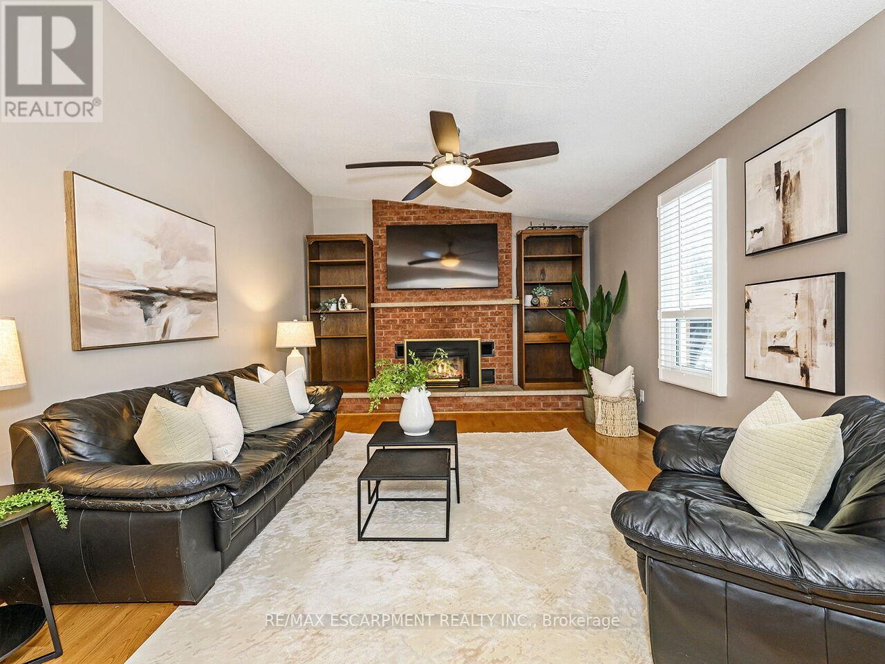 2137 Cleaver Avenue, Burlington, Ontario  L7M 3R1 - Photo 19 - W12639608