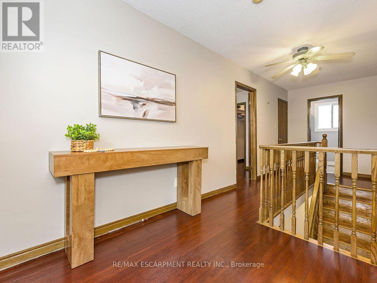 2137 Cleaver Avenue, Burlington, Ontario  L7M 3R1 - Photo 30 - W12639608