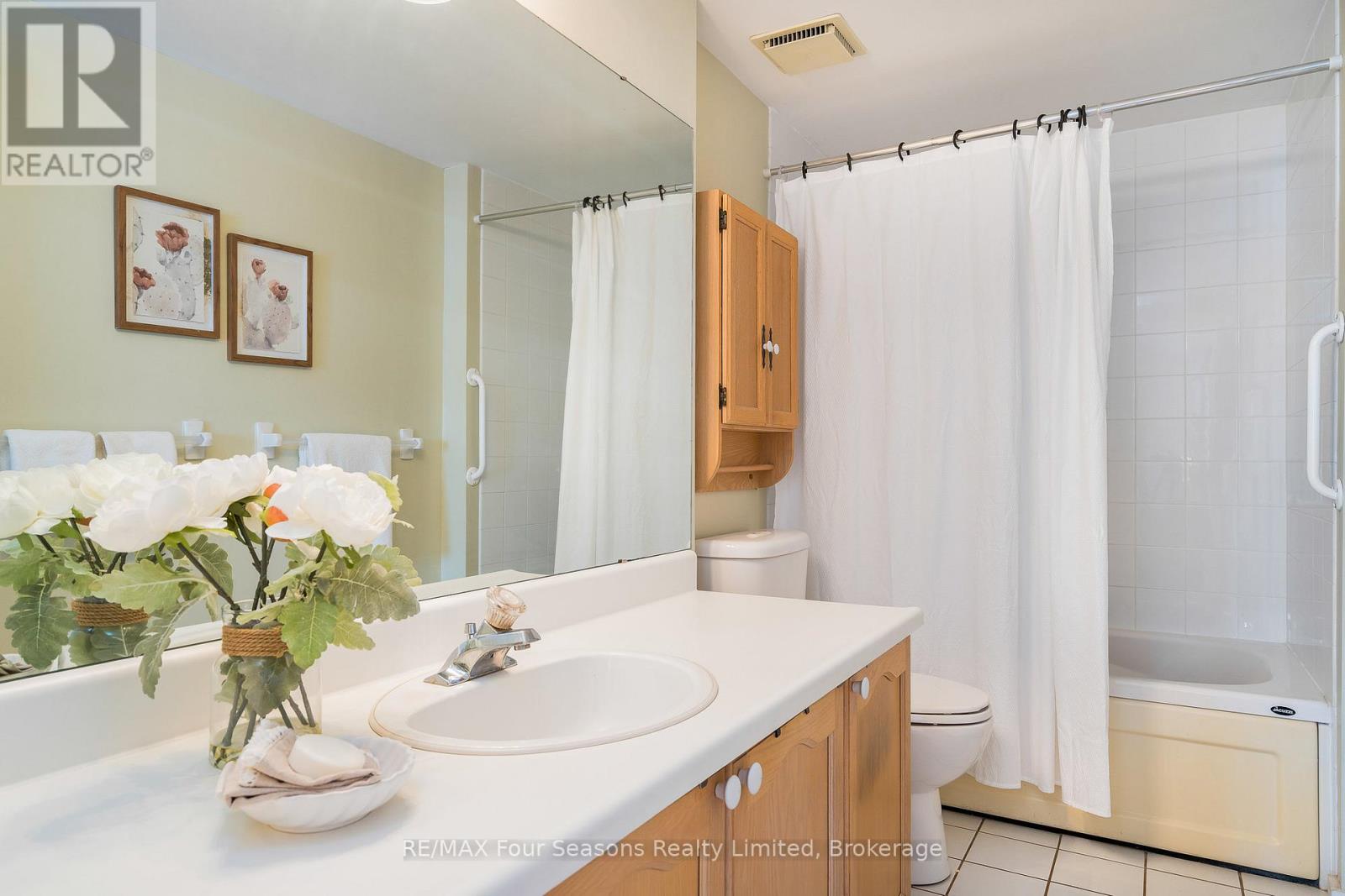 25 - 44 Trott Boulevard, Collingwood, Ontario L9Y 5B7 - Photo 10 - S12639660