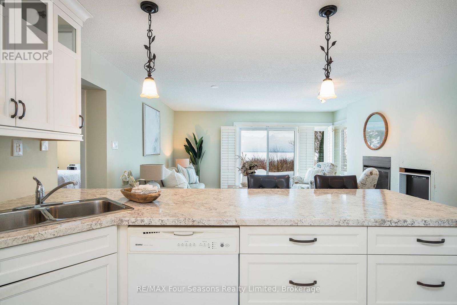 25 - 44 Trott Boulevard, Collingwood, Ontario L9Y 5B7 - Photo 14 - S12639660