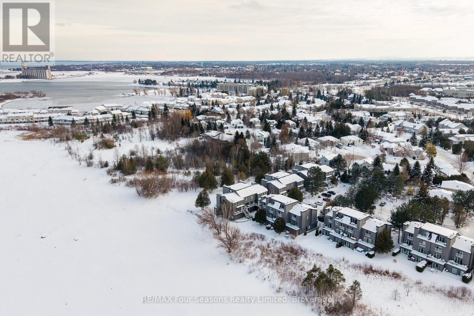 25 - 44 Trott Boulevard, Collingwood, Ontario L9Y 5B7 - Photo 23 - S12639660