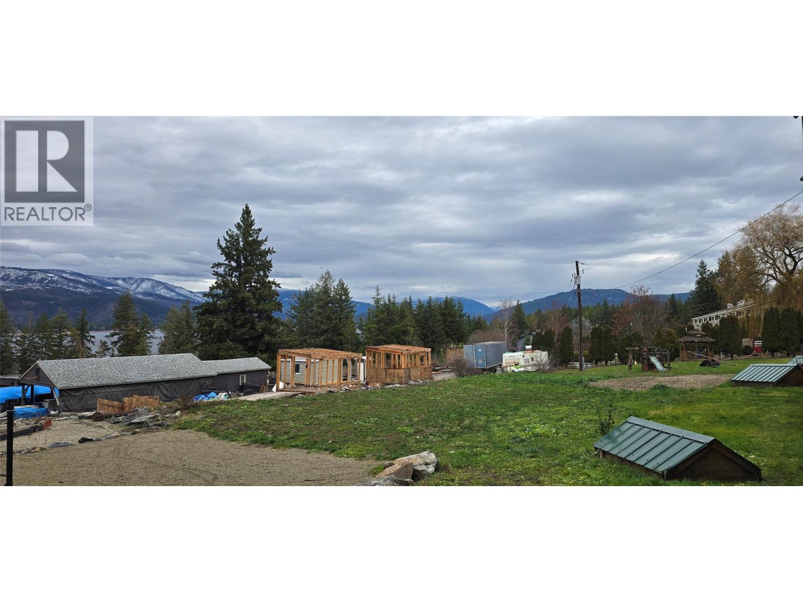 1277 Trans Canada Highway, Sorrento, British Columbia  V0E 2W0 - Photo 10 - 10371167