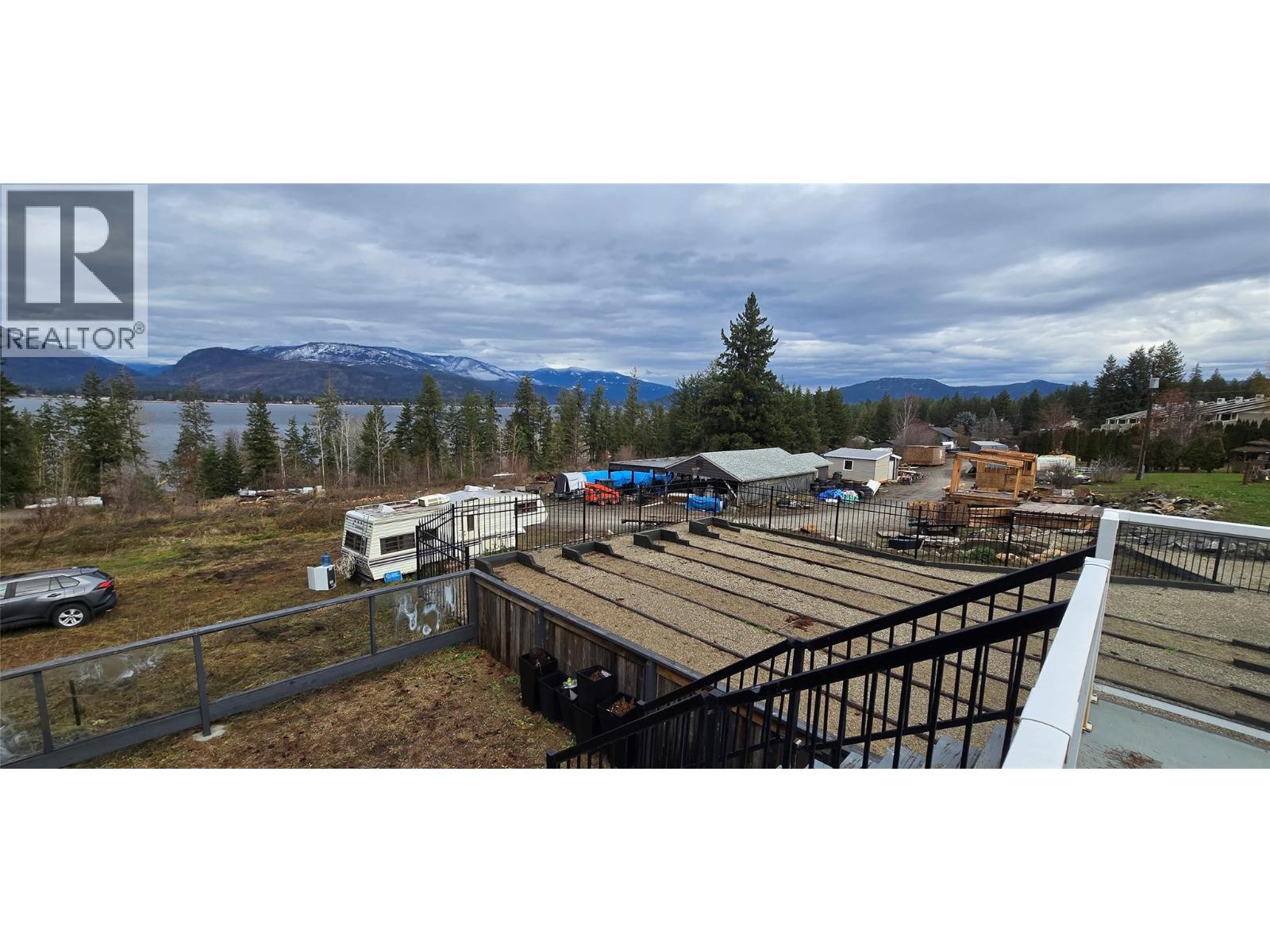 1277 Trans Canada Highway, Sorrento, British Columbia  V0E 2W0 - Photo 23 - 10371167