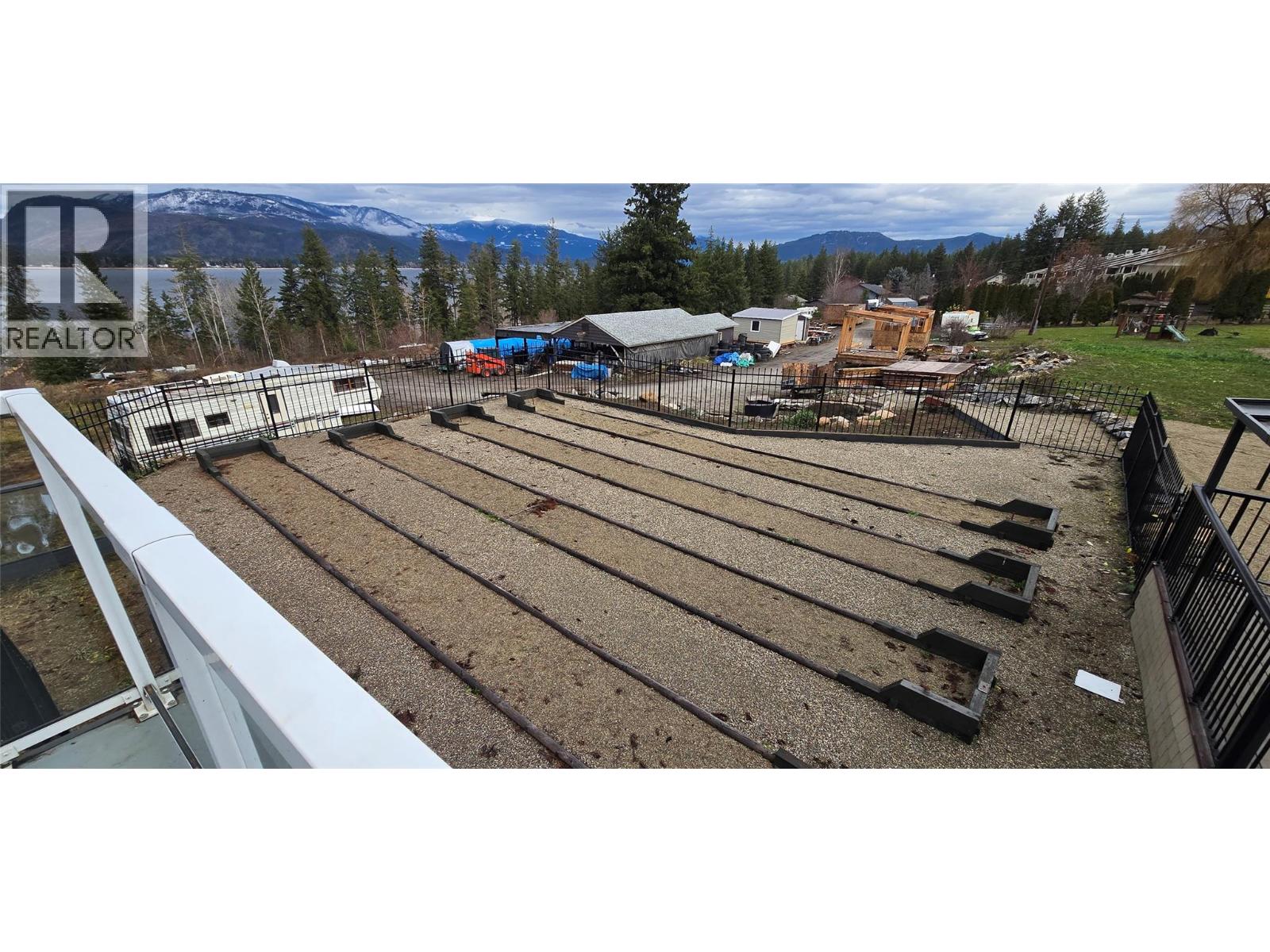 1277 Trans Canada Highway, Sorrento, British Columbia  V0E 2W0 - Photo 24 - 10371167