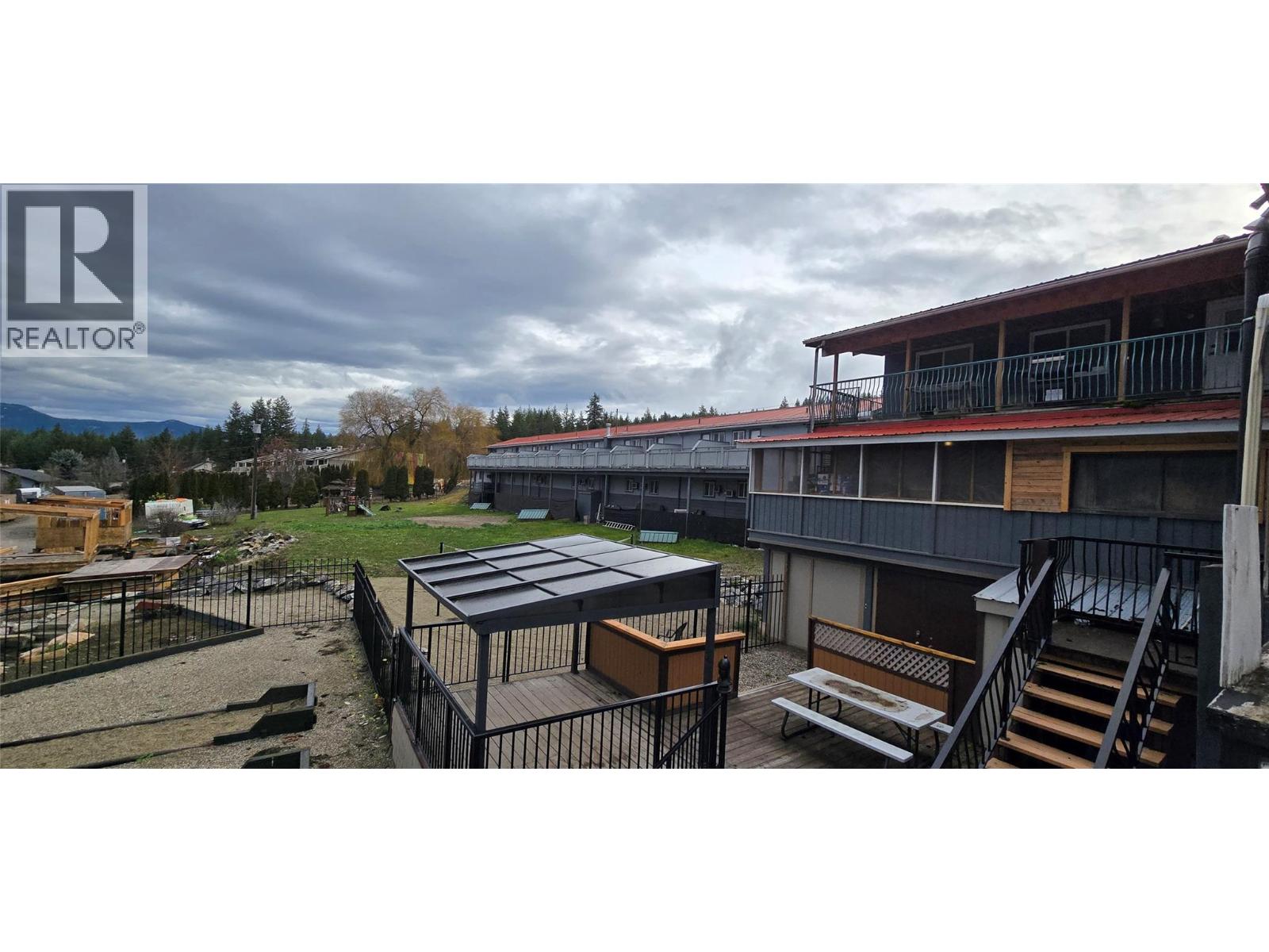 1277 Trans Canada Highway, Sorrento, British Columbia  V0E 2W0 - Photo 26 - 10371167