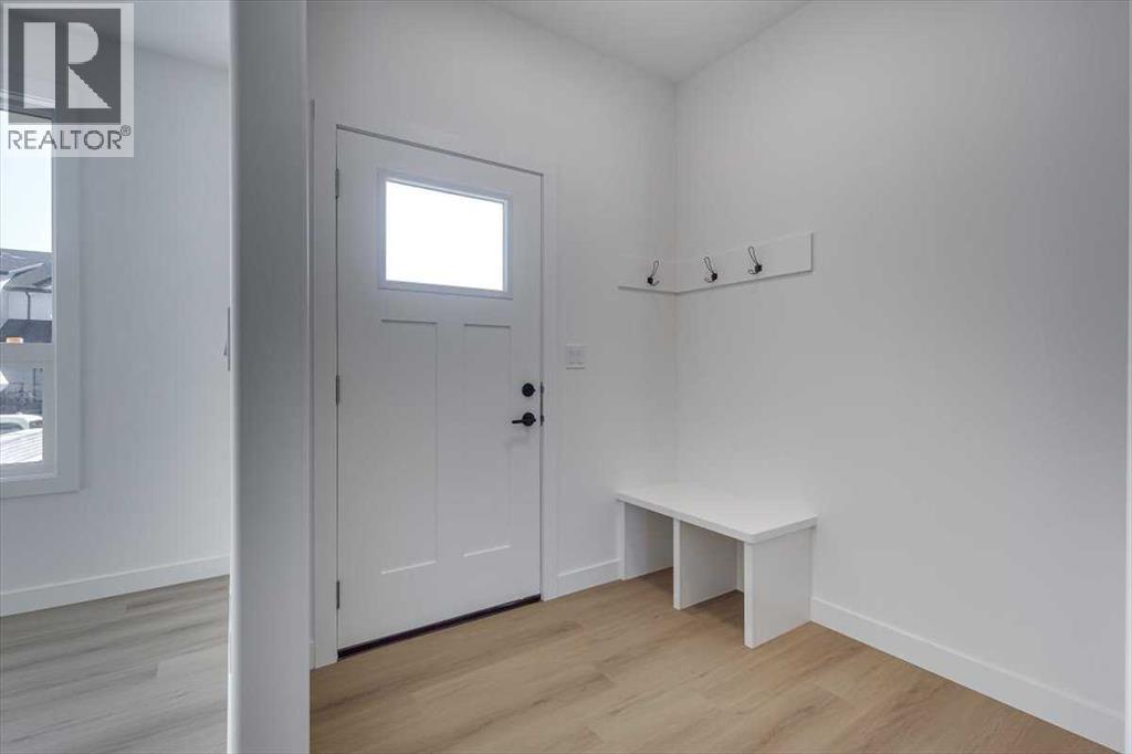 26 Inglis Crescent, Sylvan Lake, Alberta  T4S 0V3 - Photo 4 - A2197025