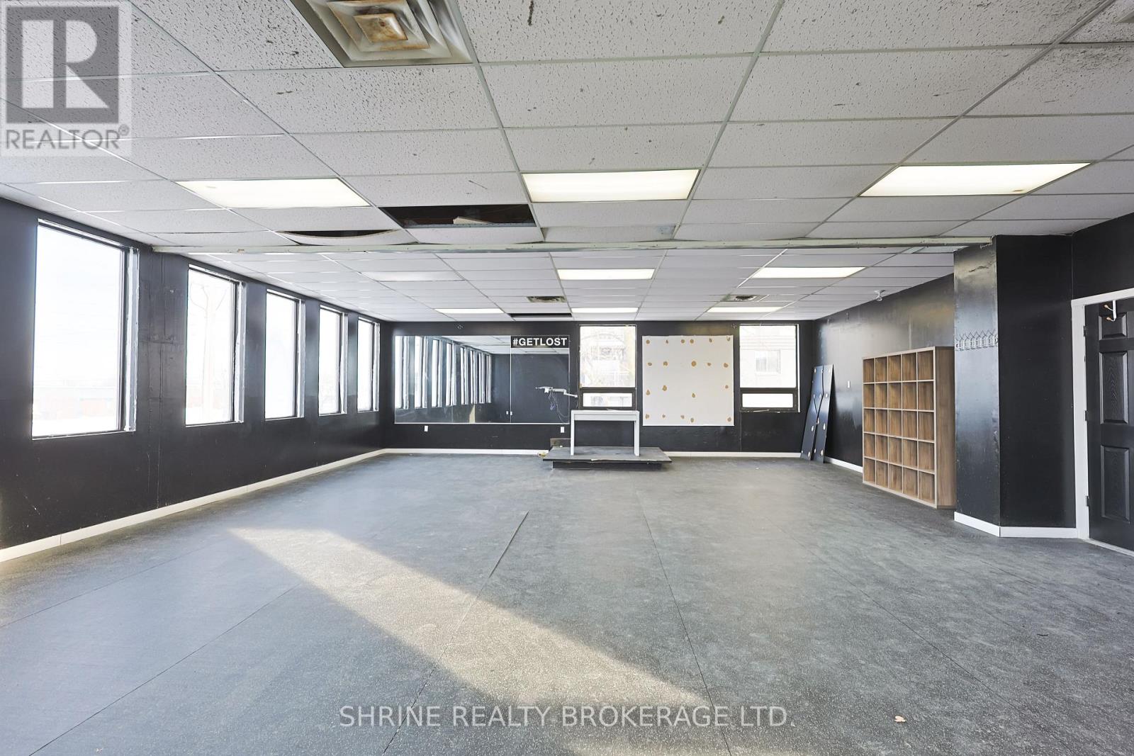 Upper - 134 Commissioners Road W, London South, Ontario  N6J 1X8 - Photo 12 - X12639668