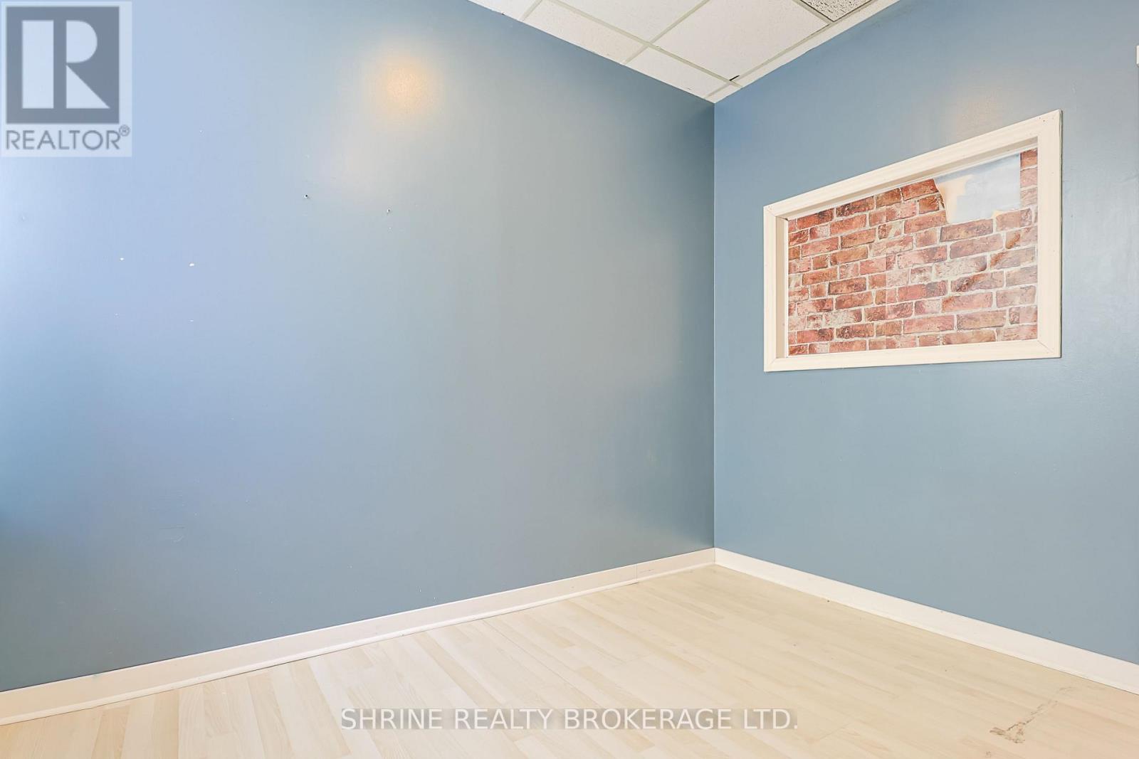 Upper - 134 Commissioners Road W, London South, Ontario  N6J 1X8 - Photo 20 - X12639668