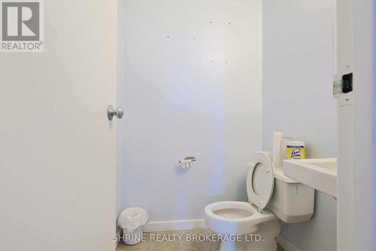 Upper - 134 Commissioners Road W, London South, Ontario  N6J 1X8 - Photo 24 - X12639668