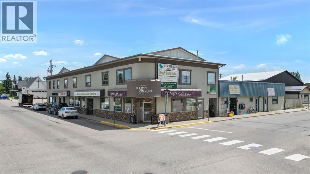 5001-05 49 Avenue, Olds, Alberta