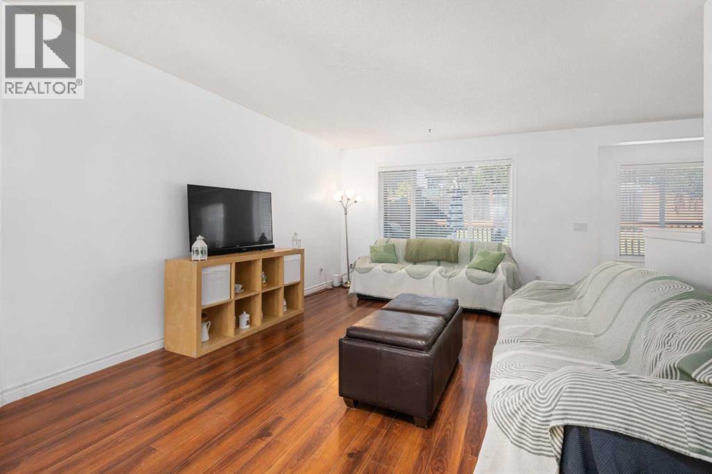 85 Bridlewood Street Sw, Calgary, Alberta  T2Y 3R6 - Photo 4 - A2257938