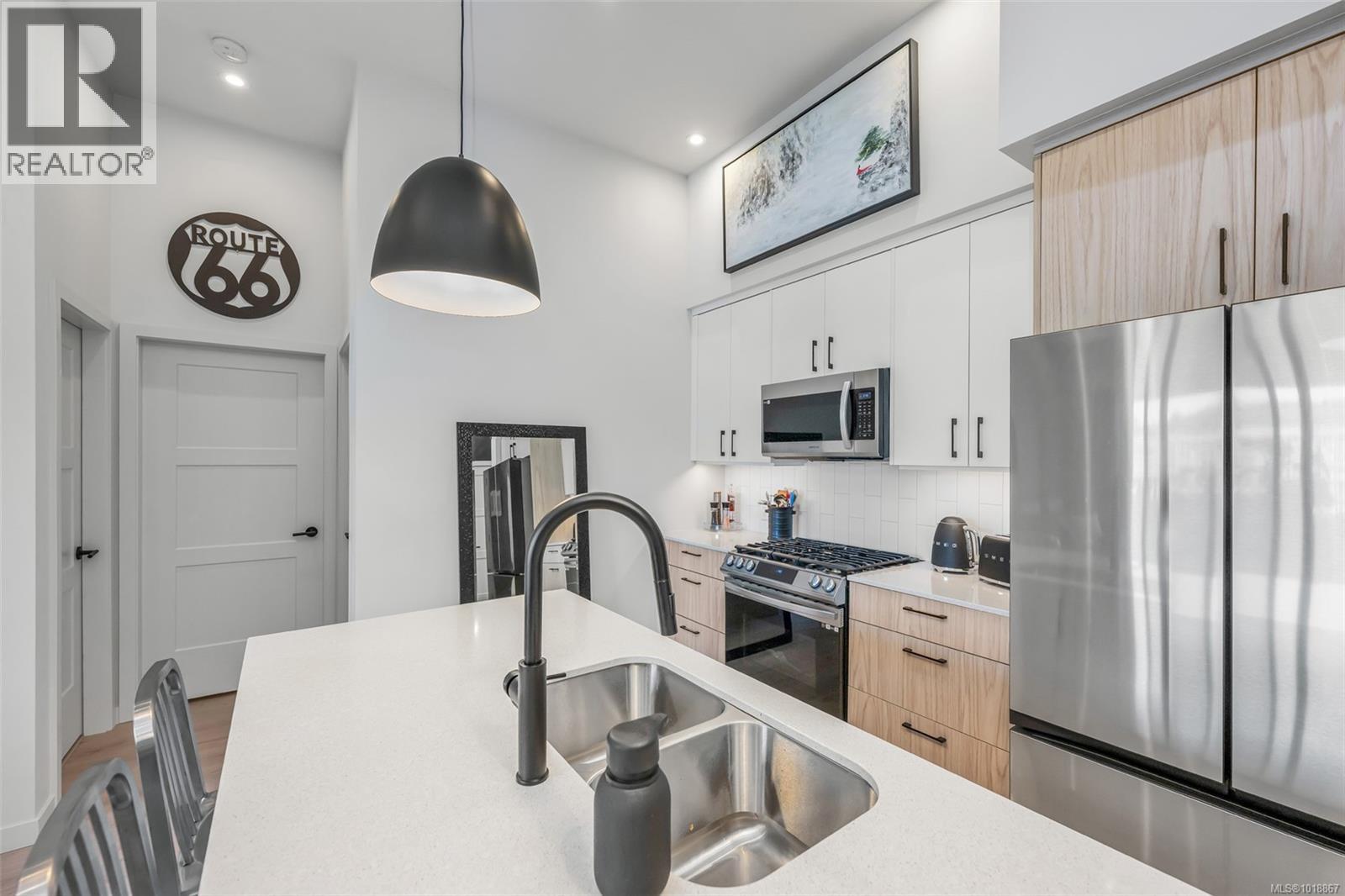 608 947 Whirlaway Cres, Langford, British Columbia V9B 6W6 - Photo 32 - 1018867