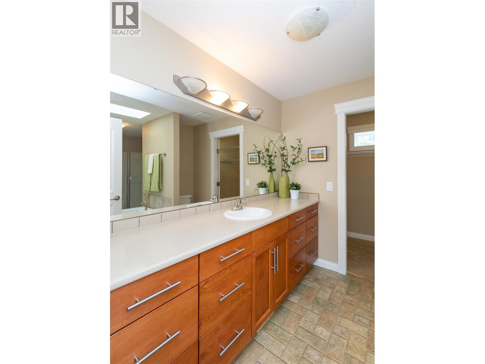 1510 Trans Canada Highway Unit# 65, Sorrento, British Columbia  V0E 2W0 - Photo 51 - 10370361