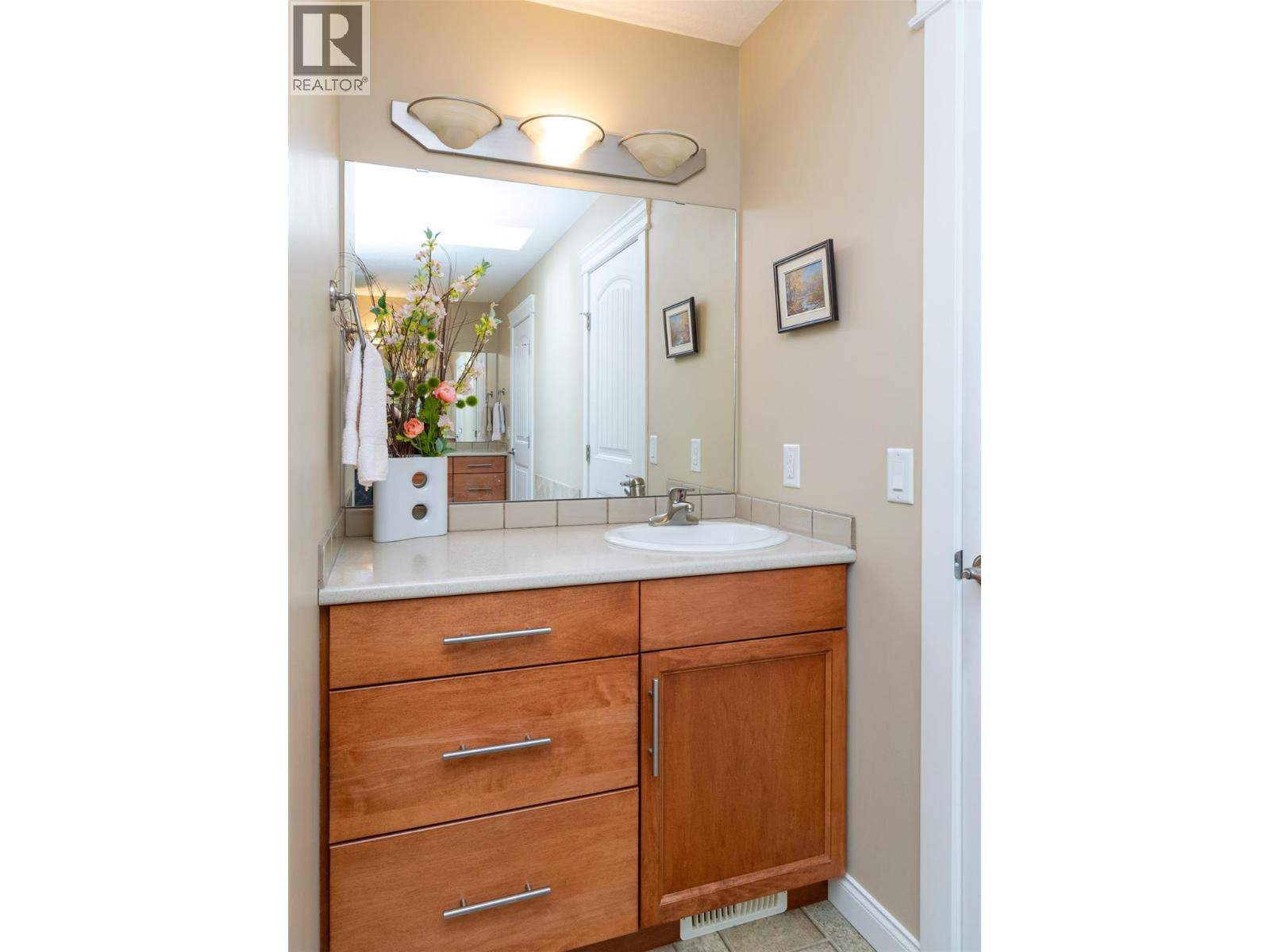 1510 Trans Canada Highway Unit# 65, Sorrento, British Columbia  V0E 2W0 - Photo 52 - 10370361