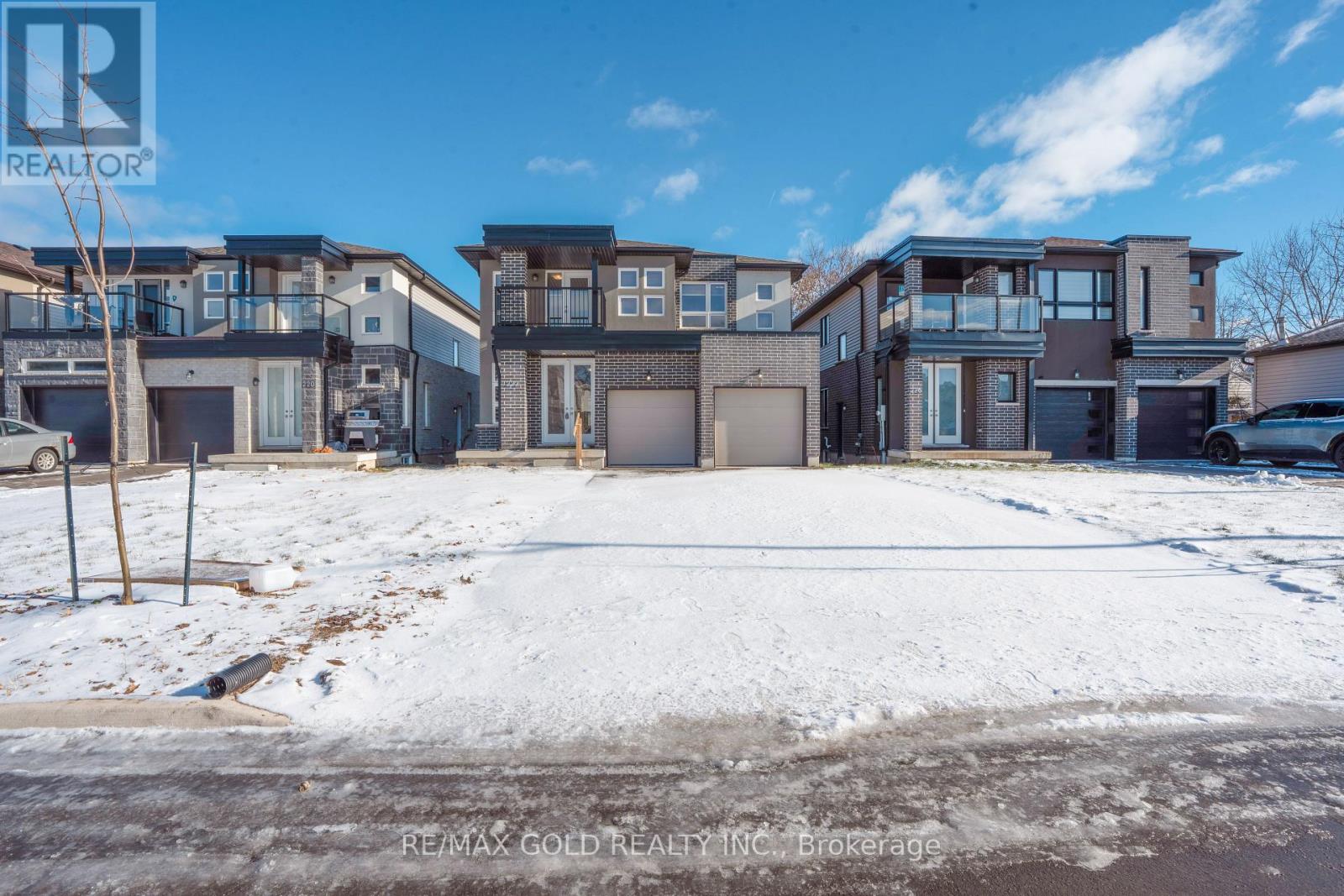 222 PILKINGTON STREET, Thorold, Ontario