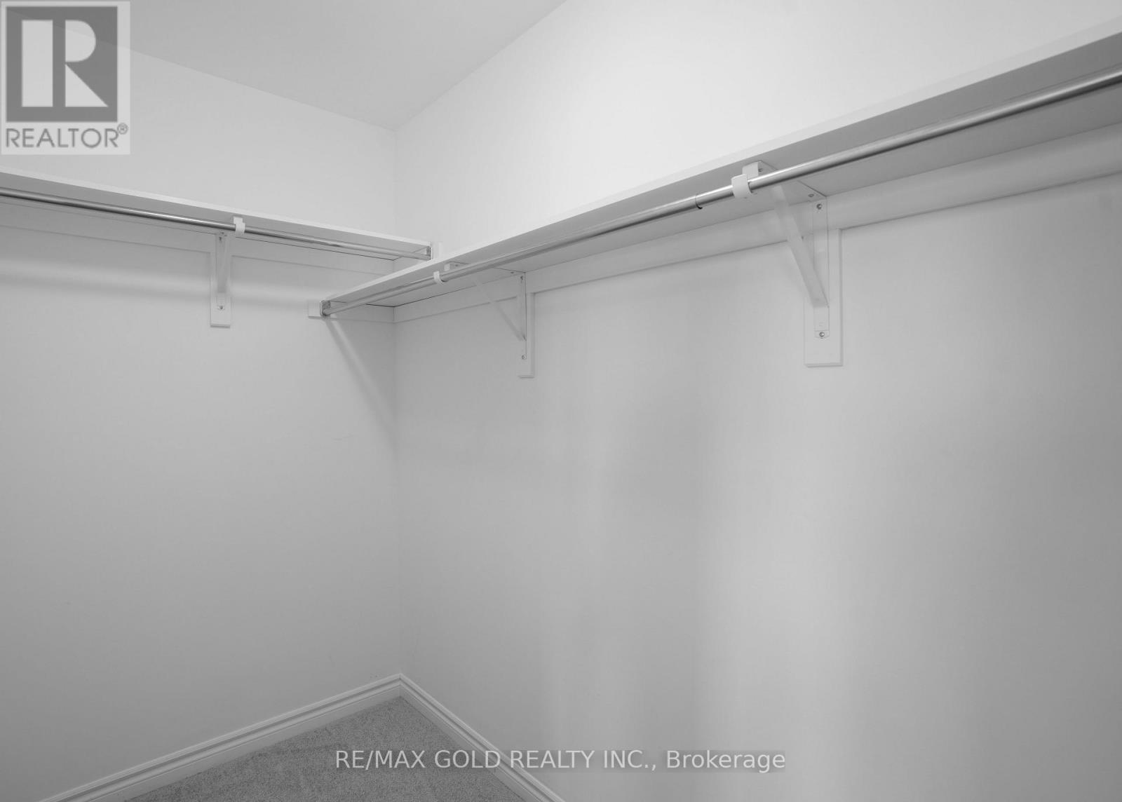 222 Pilkington Street, Thorold, Ontario  L2V 0N5 - Photo 21 - X12610178