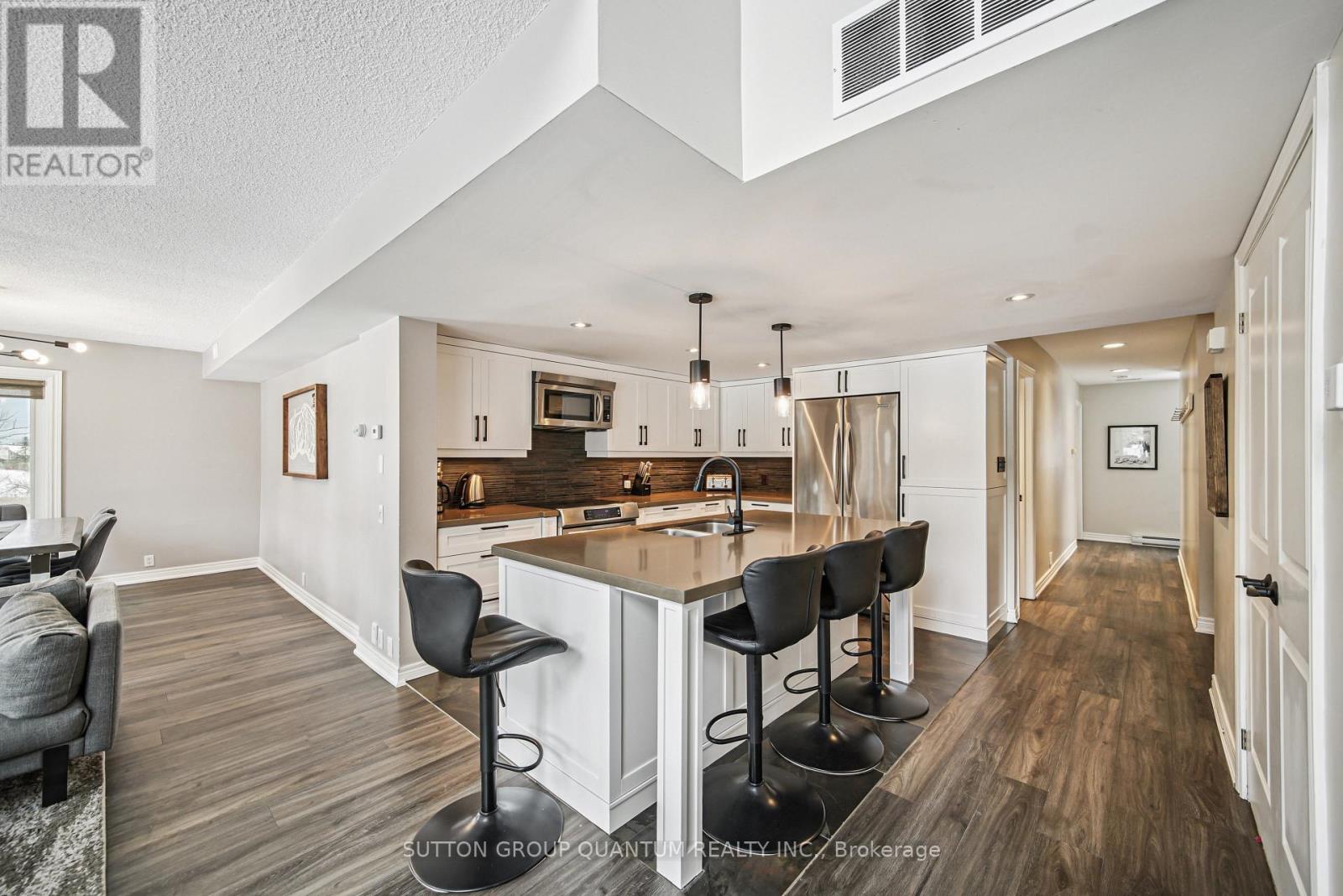 218 - 120 Fairway Court, Blue Mountains, Ontario  L9Y 0P8 - Photo 8 - X12639344