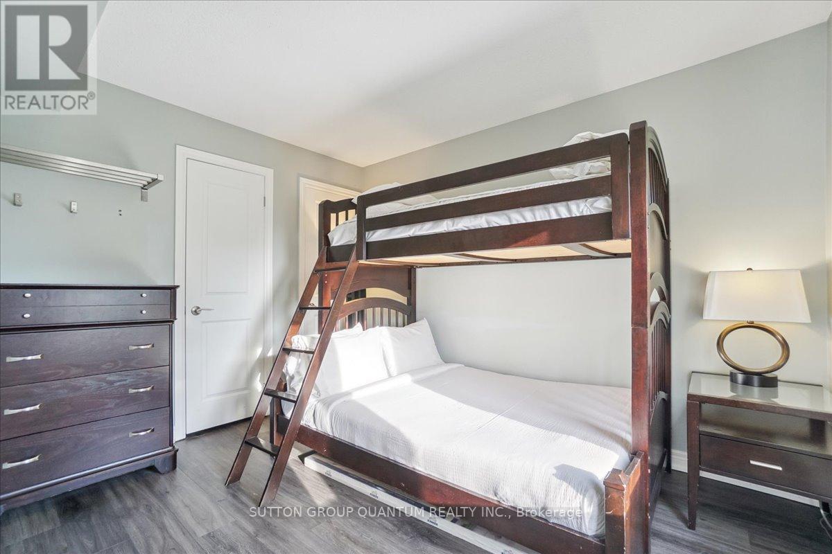 218 - 120 Fairway Court, Blue Mountains, Ontario  L9Y 0P8 - Photo 17 - X12639344