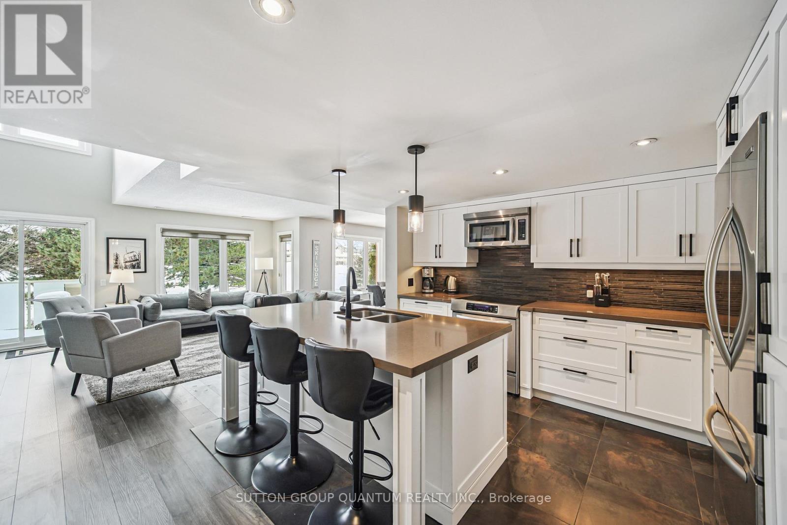 218 - 120 Fairway Court, Blue Mountains, Ontario  L9Y 0P8 - Photo 7 - X12639344