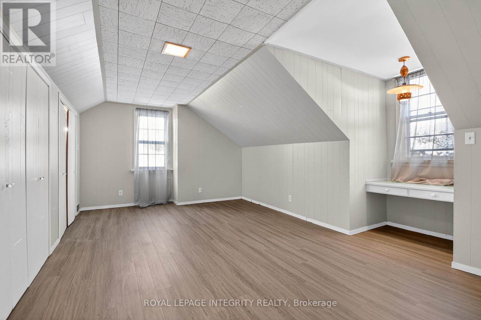 230 Smyth Road, Ottawa, Ontario  K1H 5A2 - Photo 28 - X12639656