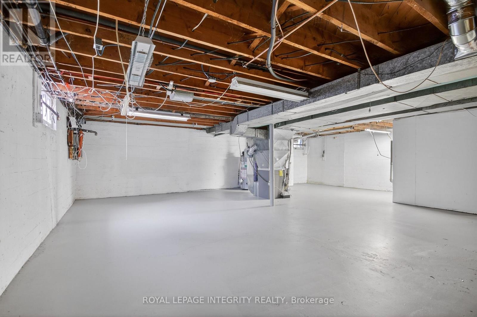 230 Smyth Road, Ottawa, Ontario  K1H 5A2 - Photo 37 - X12639656