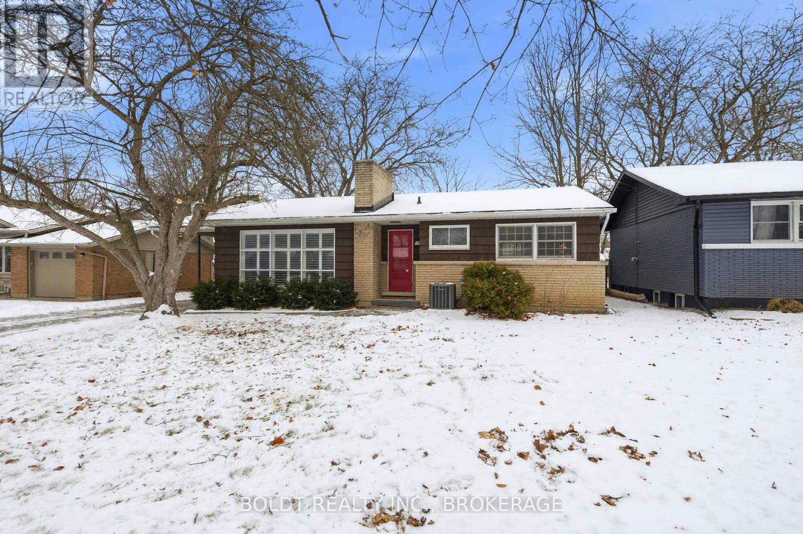 5 SWAN DRIVE, st. catharines (glendale/glenridge), Ontario