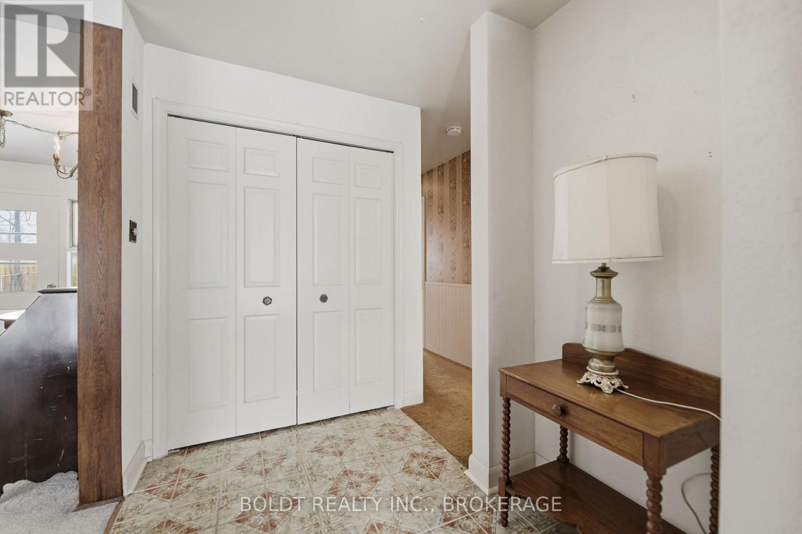 5 Swan Drive, St. Catharines, Ontario  L2T 2C2 - Photo 8 - X12639682